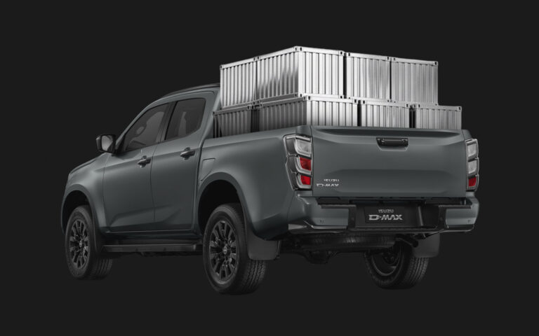 MY26_A Pick-up Truck Capability_Rear_Opt-1_Edtied 2_1920x1200